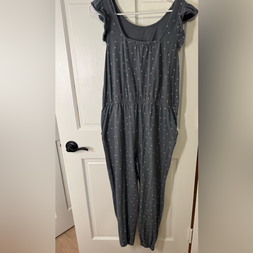 Cat & Jack Charcoal Jumpsuit With Heart Design Junior Girls